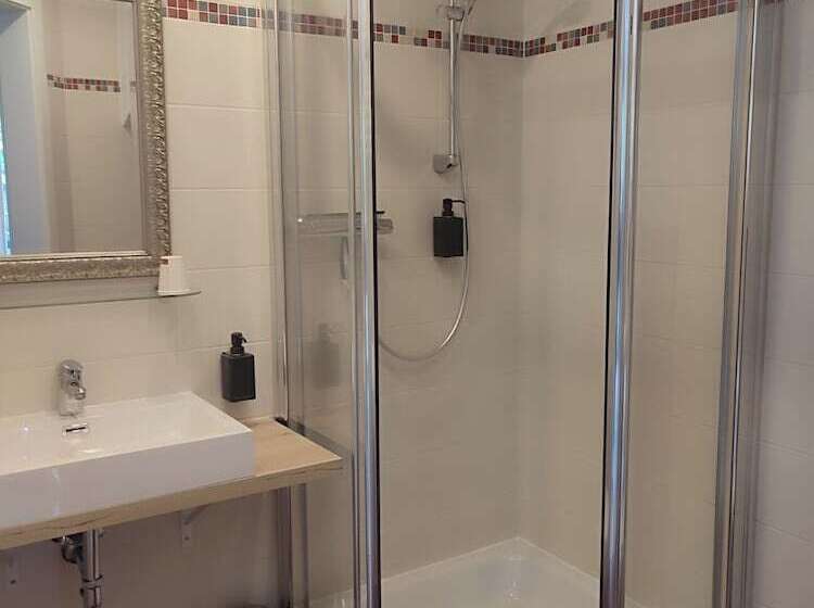 اتاق استاندارد یک نفره, Groote Engel