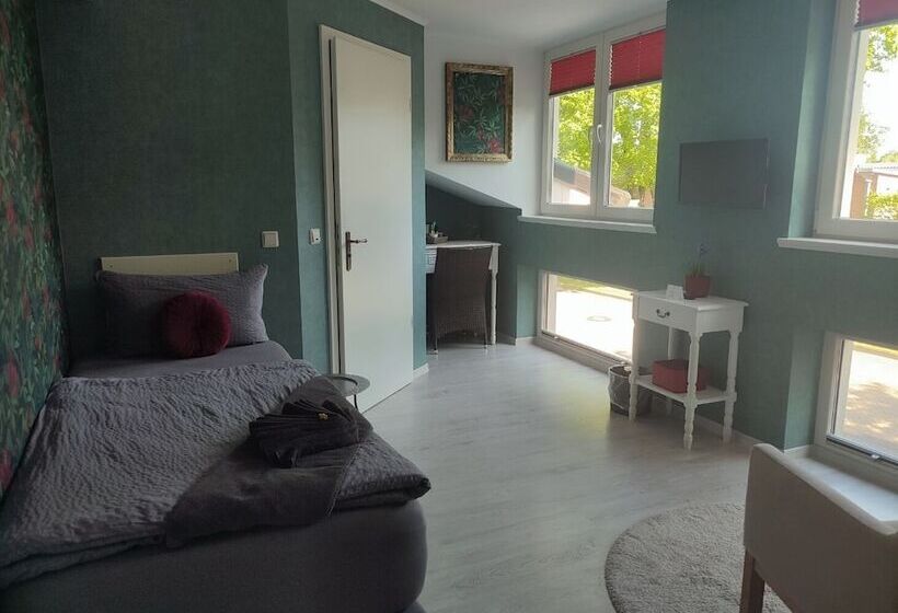 Quarto Estandar Individual, Groote Engel