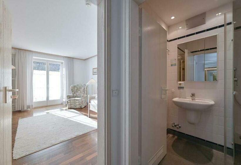 اتاق استاندارد یک تخته با بالکن, Gästehaus Sankt Ulrich