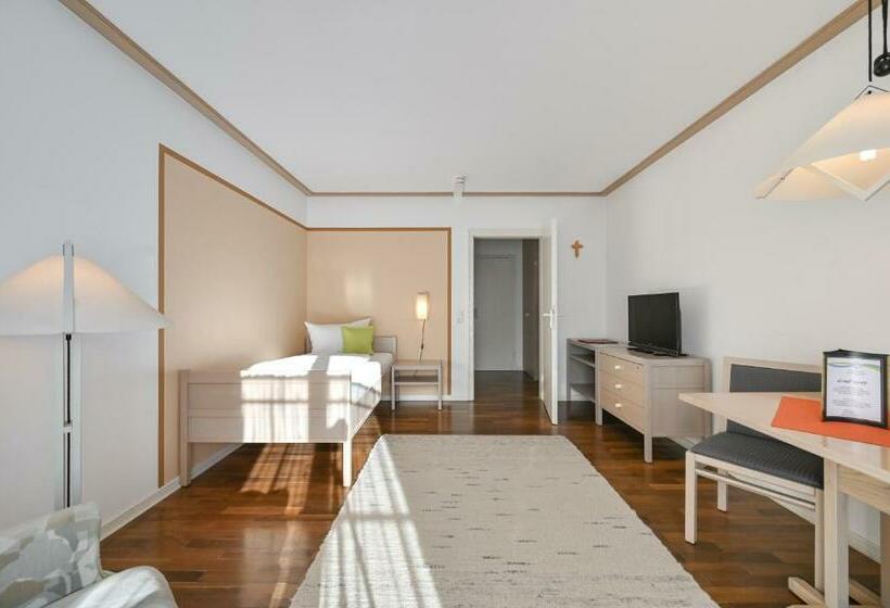 اتاق استاندارد یک تخته با بالکن, Gästehaus Sankt Ulrich