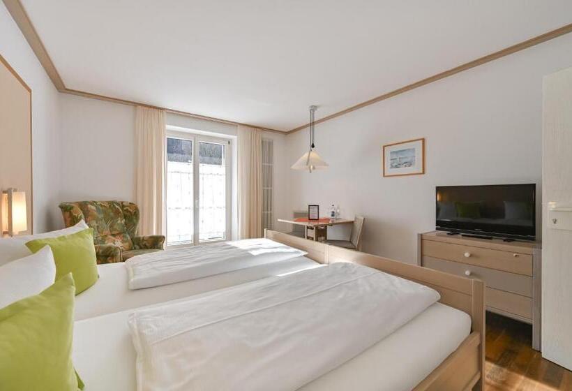 اتاق استاندارد با بالکن, Gästehaus Sankt Ulrich