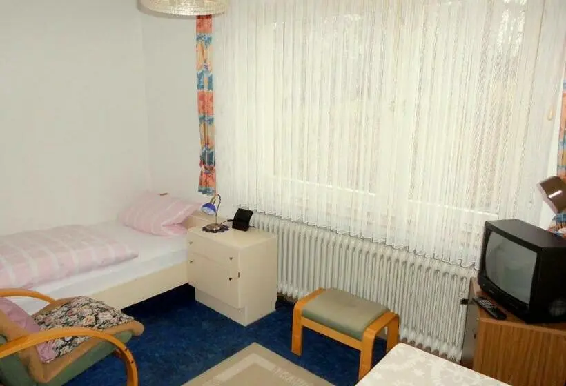 Standard Yhden Hengen Huone, Haus Hellhohl Garni