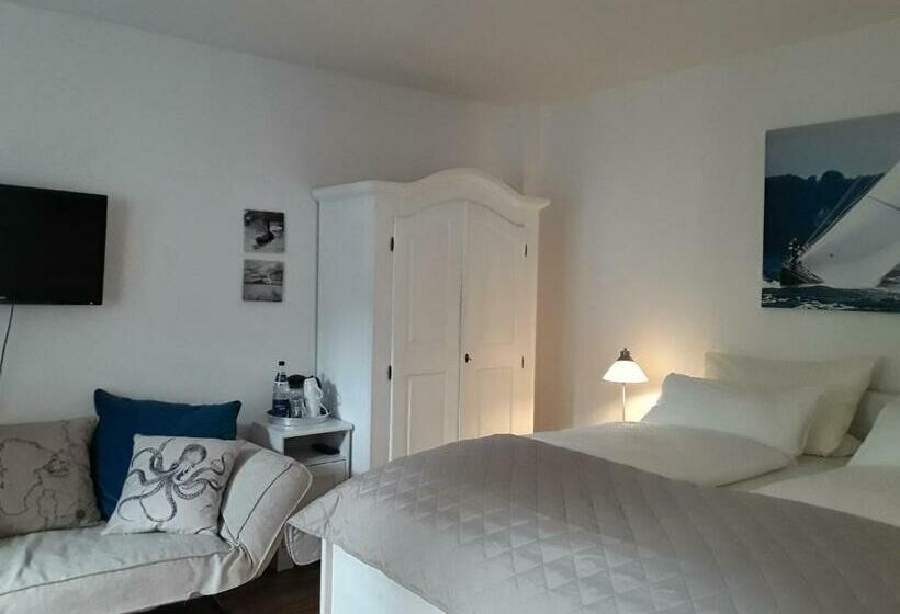 스탠다드 룸, Knurrhahn