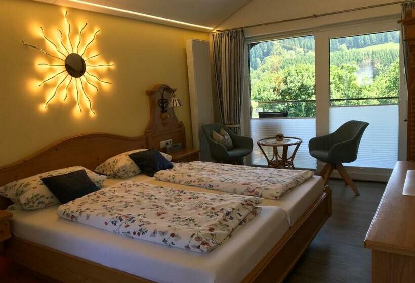 Quarto Estandar, Landhaus Florian