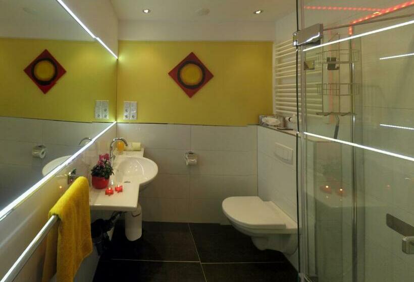 标准间, Landhaus Florian