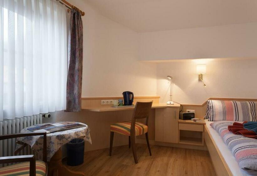 스탠다드 싱글 룸, Müggelturm