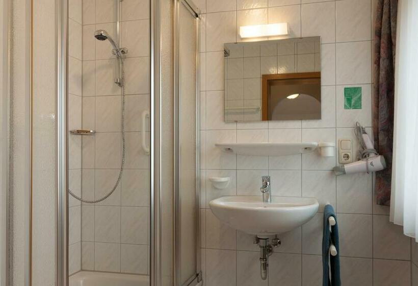 스탠다드 싱글 룸, Müggelturm