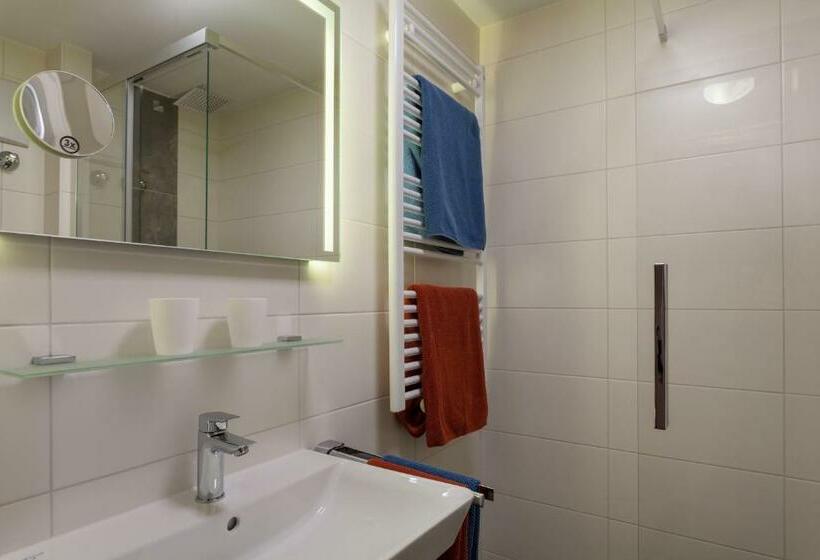 스탠다드 발코니 룸, Müggelturm