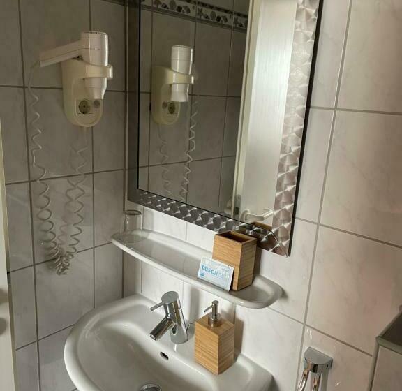 اتاق استاندارد یک نفره با چشمانداز دریا, Passat