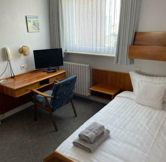 اتاق استاندارد یک نفره, Passat