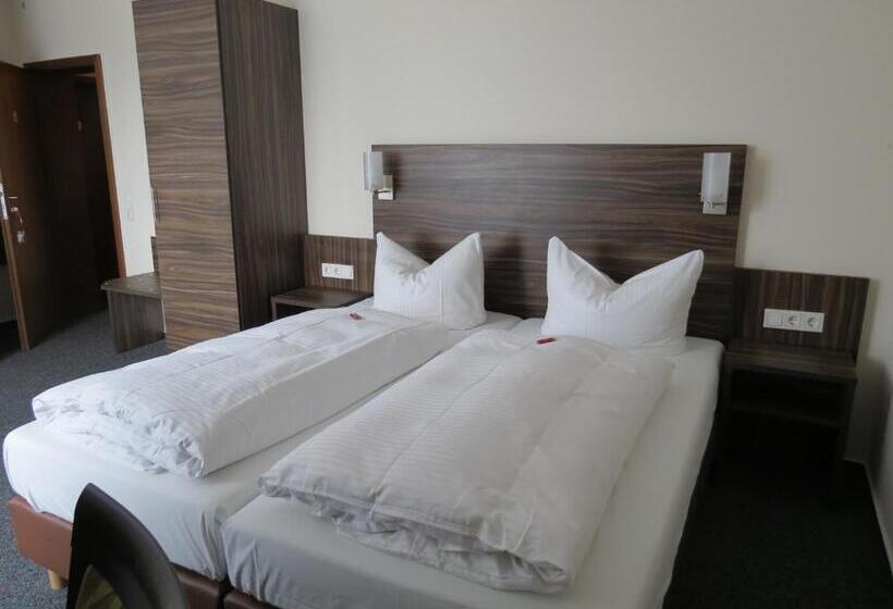 스탠다드 트리플 룸, Restaurant Zum Stern