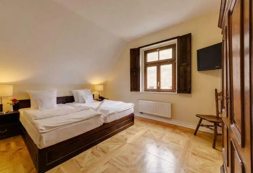 Sviitti, Schloss Purschenstein