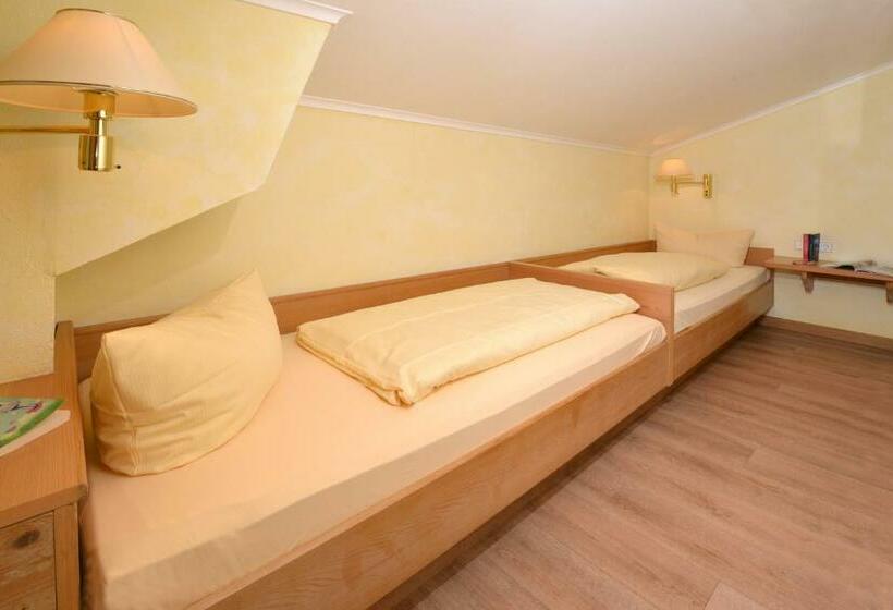اتاق خانوادگی, Sonnhof S Ferienresidenz