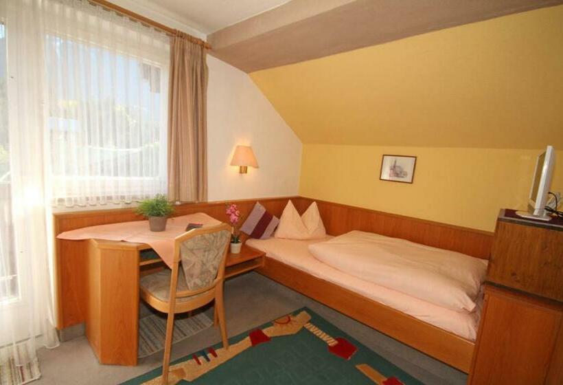 标准单人间, Zum Franziskaner