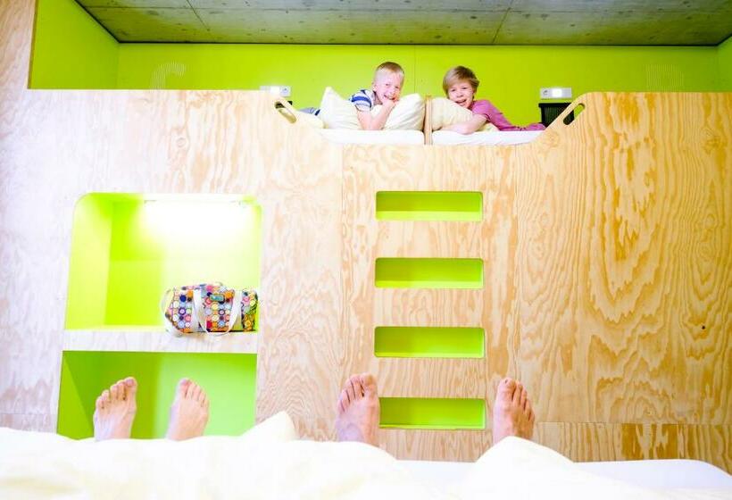 スタンダード４人部屋, Djh Jugendherberge Bayreuth   Hostel