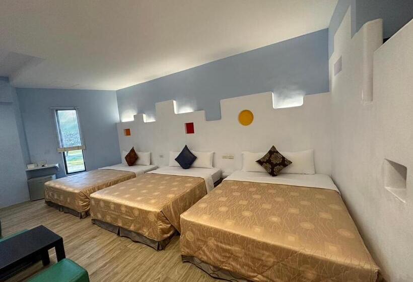 اتاق خانوادگی با چشم‌انداز دریا, Kenting Sea Cloudless Day Home