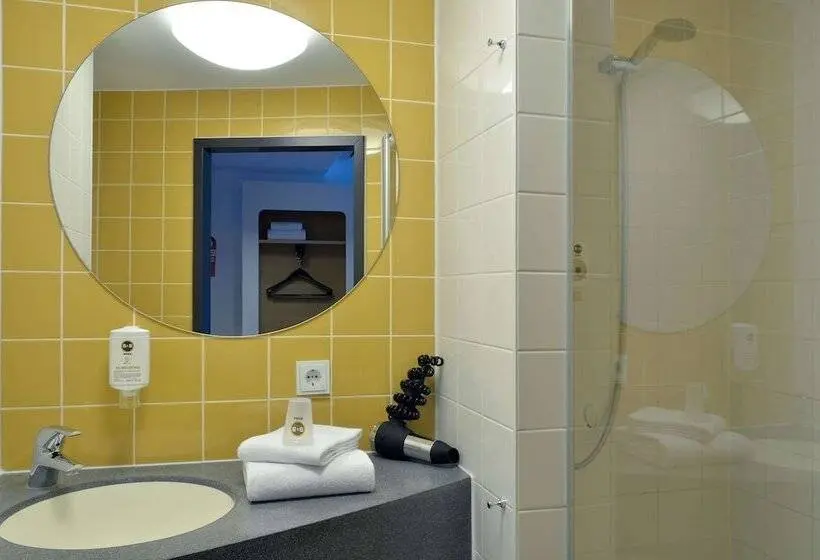 Standard-huone, B&b Hotel Mainz Hechtsheim