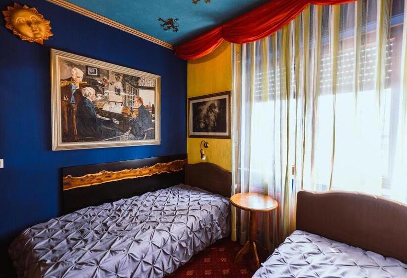三人经典房间, Design Hotel Euskirchen
