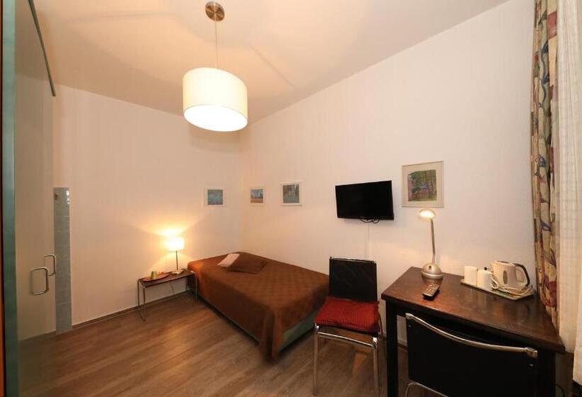 Номер Стандарт Трехместный, Am Ehrenhof