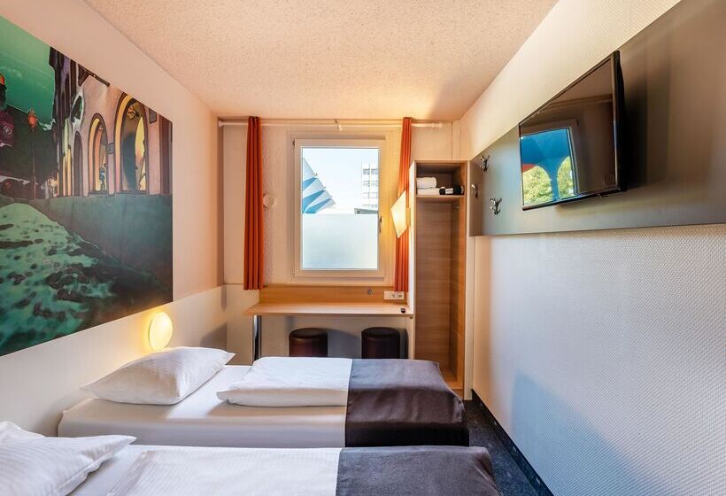 Номер Стандарт, B&b Hotel Freiburg Nord