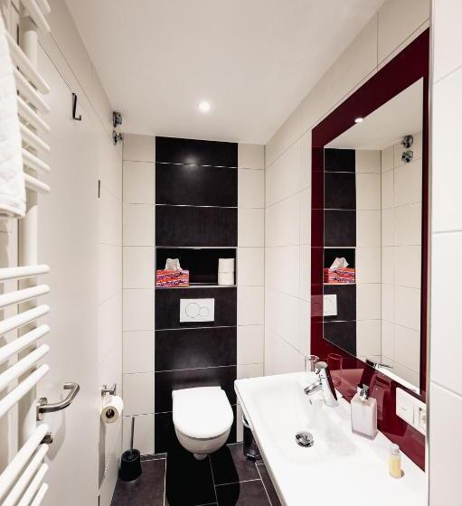 اتاق استاندارد یک نفره, Busche Am Dom