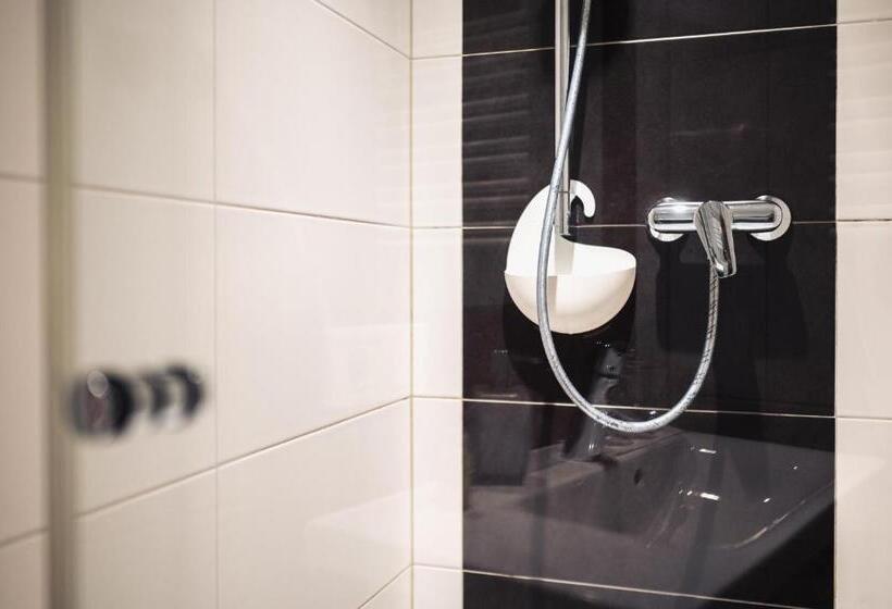 اتاق استاندارد, Busche Am Dom