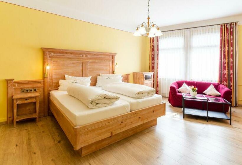 스탠다드 룸, Dom