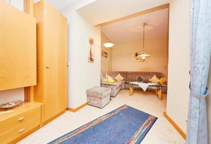 주니어 스위트, Gast Und Weinhaus Burkard