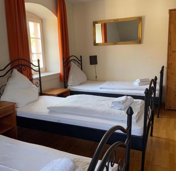 Standard 3 Pers. Værelse, Gasthaus Schutzen