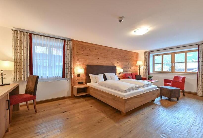 اتاق خانوادگی, Helmer