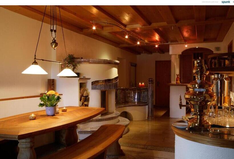 شقة غرفة نوم واحدة مزودة بشُرفة, Landhaus Kossel