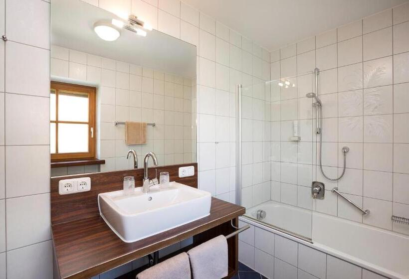 شقة غرفة نوم واحدة مزودة بشُرفة, Landhaus Kossel