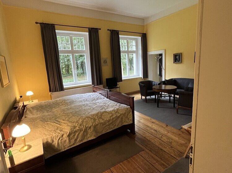 Номер Стандарт, Pension Gutshaus Neu Wendorf
