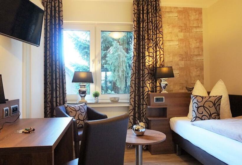 חדר סטנדרט יחיד, Restaurant Hackmannatter