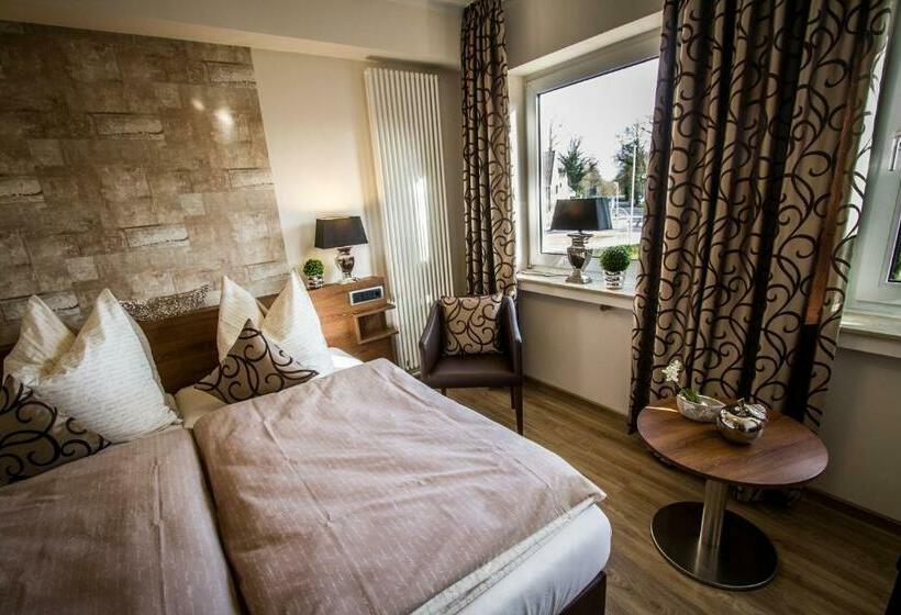 חדר סטנדרט, Restaurant Hackmannatter