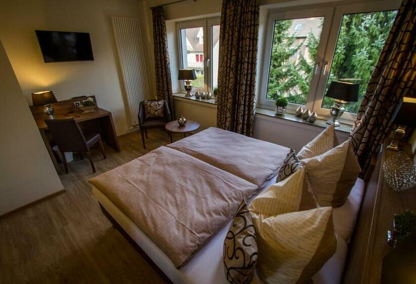 חדר סטנדרט, Restaurant Hackmannatter