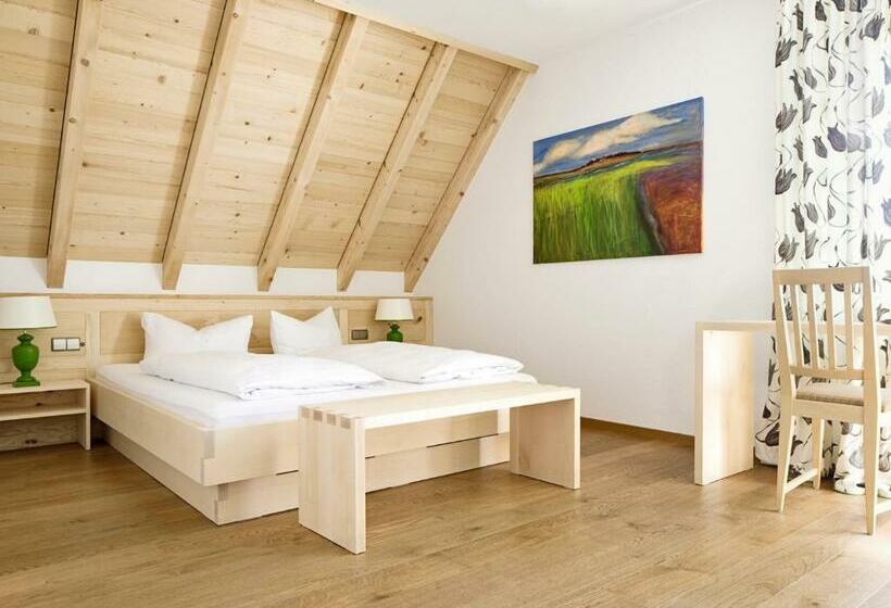 舒适型房间, Schlegelhof