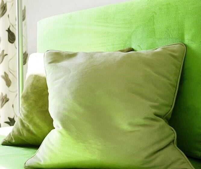 高级大房间, Schlegelhof