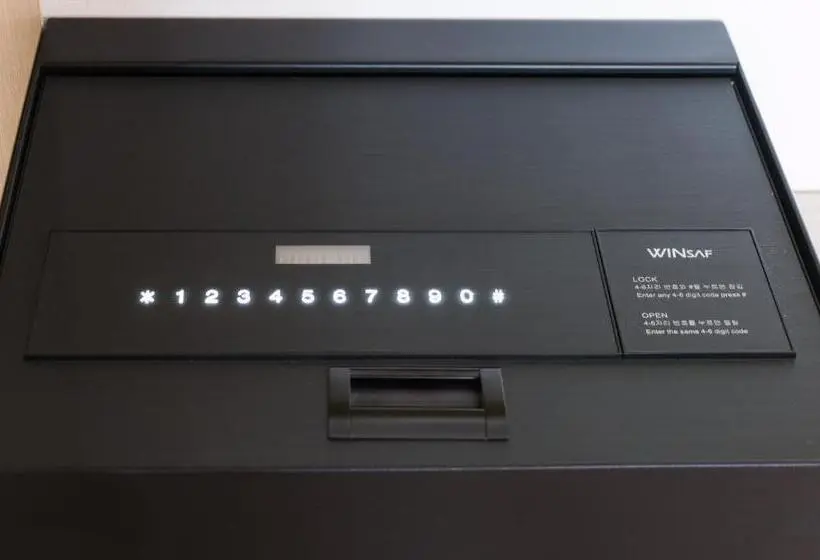 オーシャンビューデラックスルーム, The First70