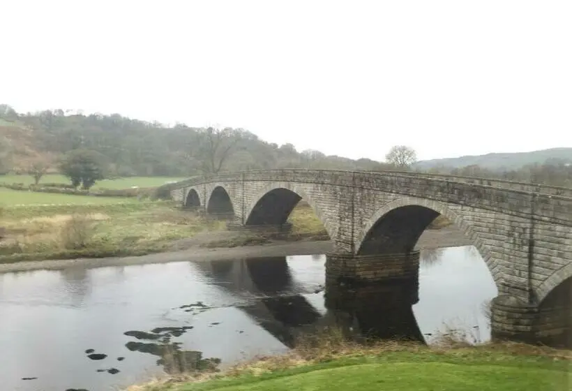 スーペリアールーム, The Ken Bridge Hotel & Campsite