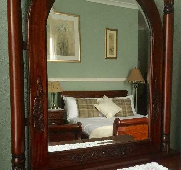 패밀리 룸, The Ken Bridge Hotel & Campsite