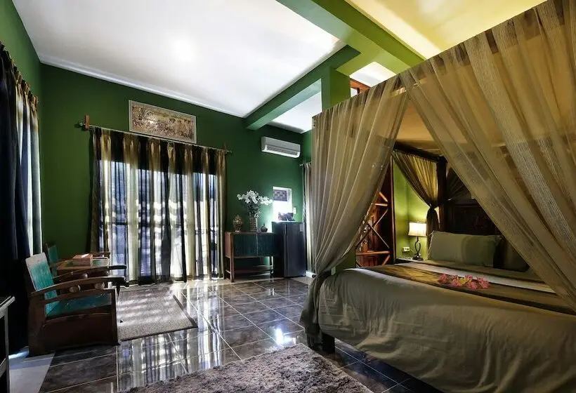 スーペリアールーム, Villa Buah