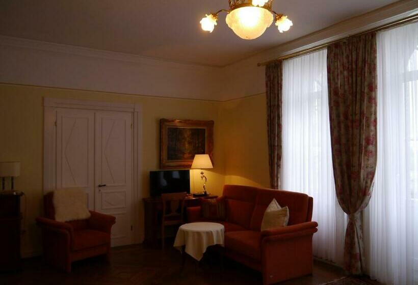 スタンダードルーム, Villa Keller