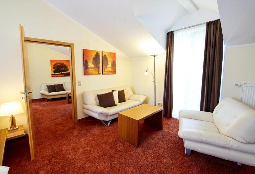 Люкс, Landhotel Krolik