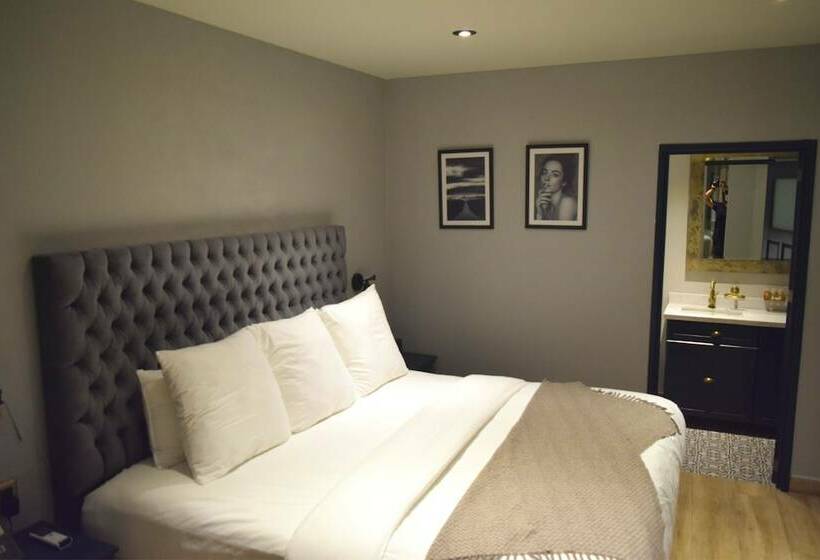 سوئیت با تخت بزرگ, Origen