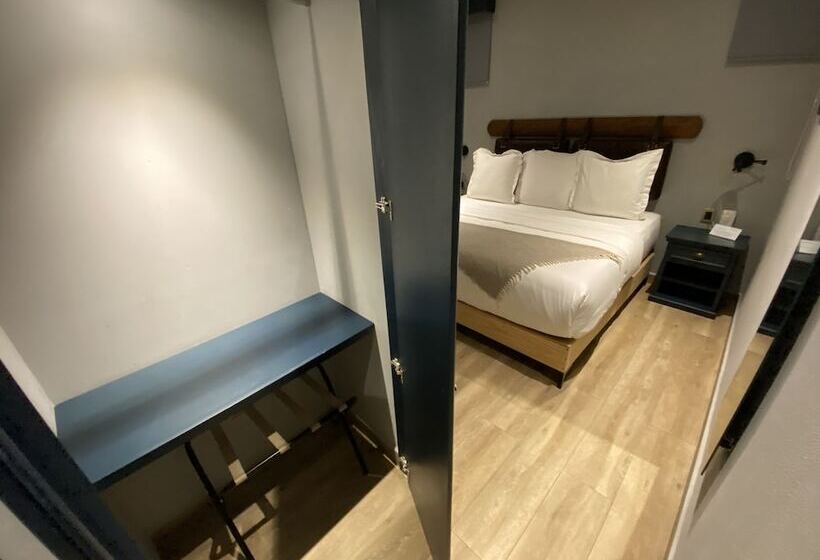 اتاق استاندارد با تخت بزرگ, Origen