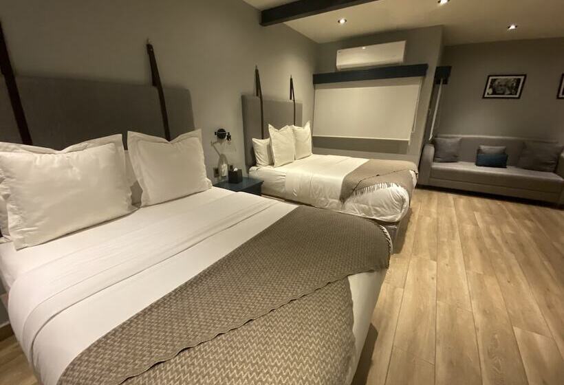 اتاق لوکس, Origen