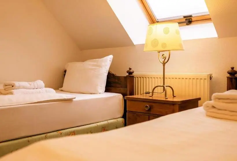 Huoneisto 4 Makuuhuonetta, Steiger Apparthotel Bad Schandau