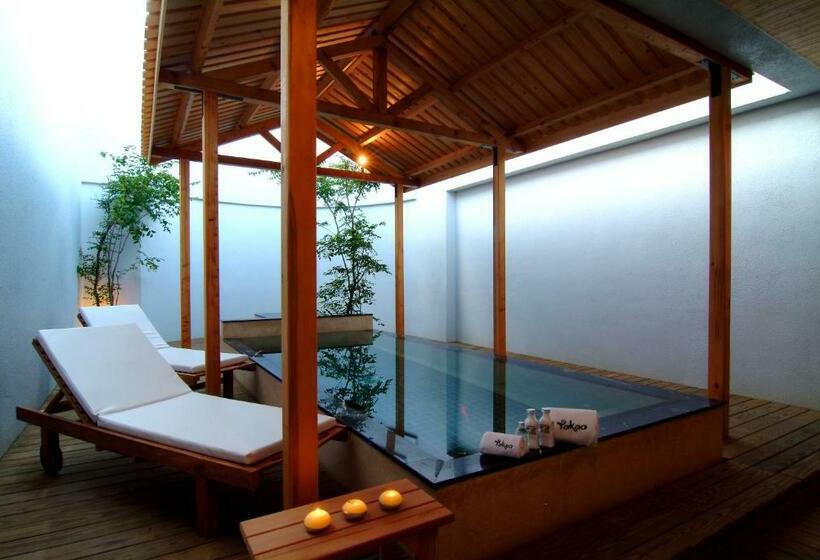 Quarto deluxe, Takao Love Motel