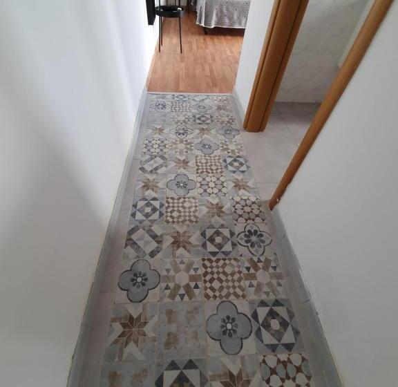 شقة غرفة نوم واحدة مزودة بشُرفة, Valentinos Apartments